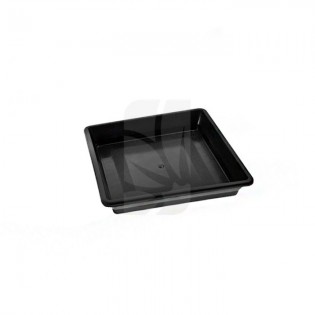 Plato Cuadrado negro de 20 x 20 cm.
