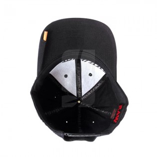 Gorra Black on Black + Poker de RAW