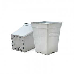 White Square Pot 15 x 15 x 20 cm. 3 Liters