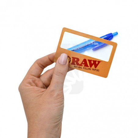 RAW Carta Lente d’Ingrandimento