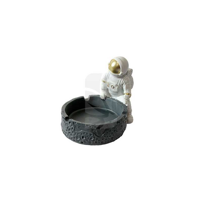 ASHtronaut II – Astronaut Ashtray ASHtronaut II – Astronaut Ashtray