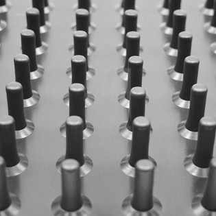 Plaque d’Extraction 104 Alvéoles